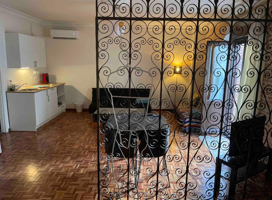 Alojamiento En El Centro De Toledo Apartment Exterior photo